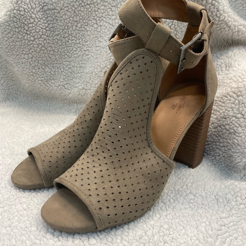 confortable heels